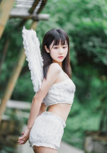 迷人的秘书